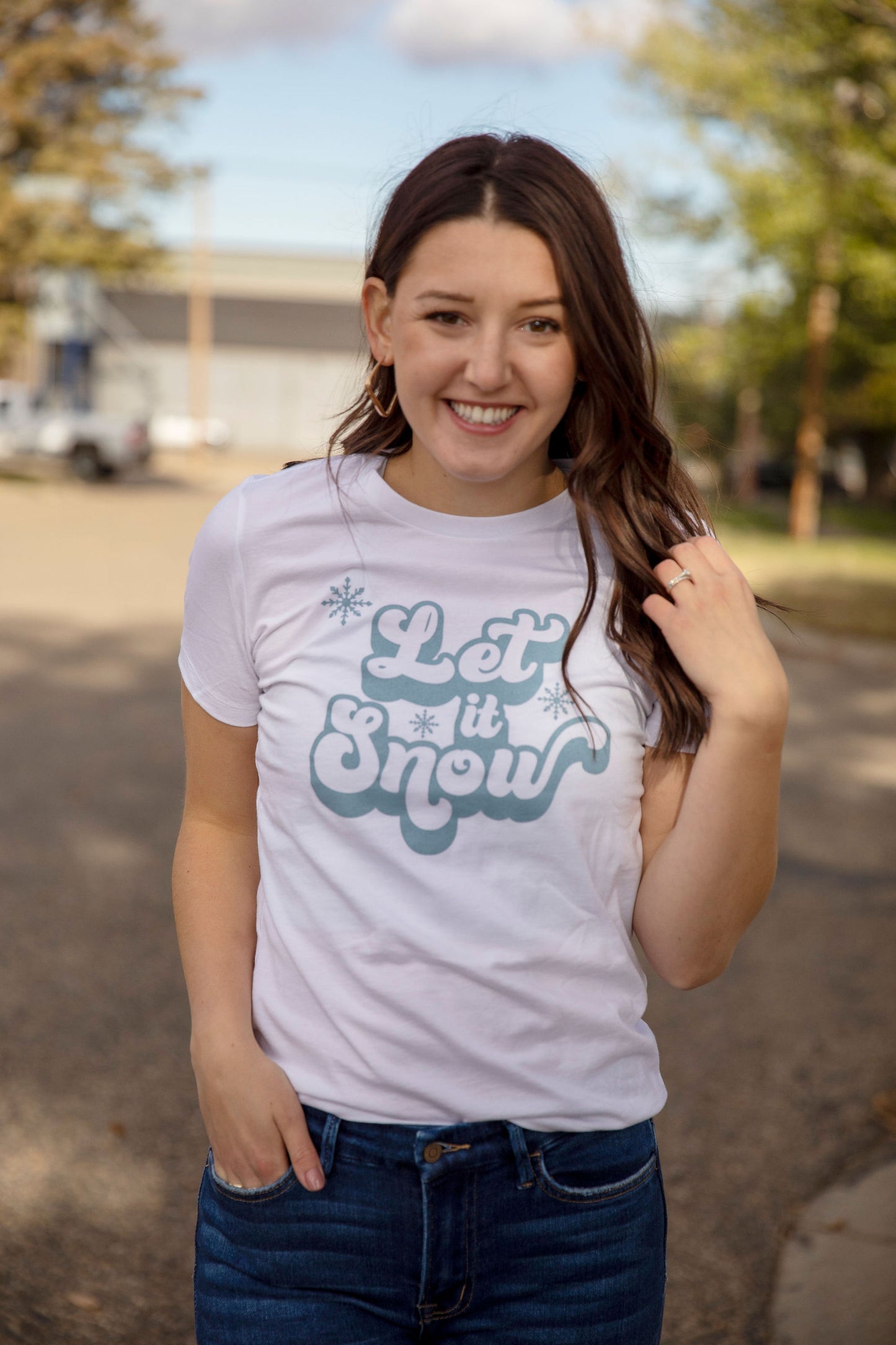 Let it Snow Graphic Tee